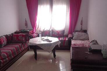 تختخواب و صبحانه Medina Jadida