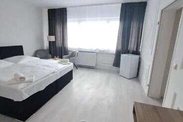 Mycompass Hotel Offenbach