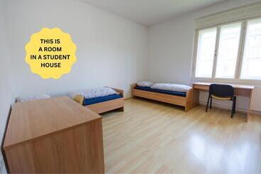 هاستل Glinška Rooms