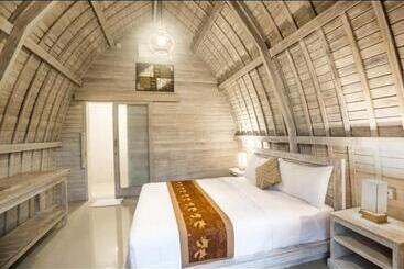 ユースホステル Kj Klumpu Wooden Style Guest House At Canggu