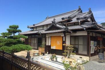 Bed and Breakfast しまなみ海道お宿ぽんぽこ