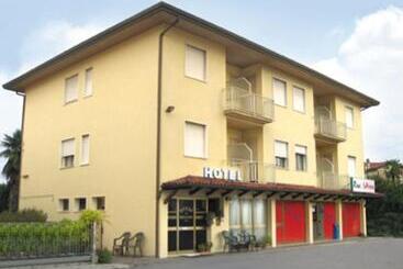 בית מלון כפרי Al Bersagliere