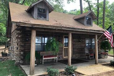Cora S Main Log Cabin
