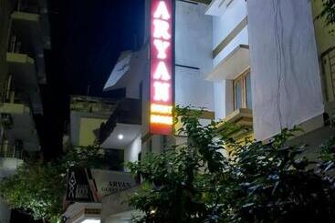 פנסיון Aryan Guest House