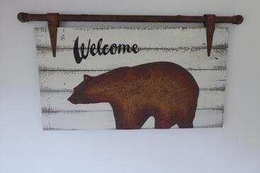 ペンション Bear Rock Inn