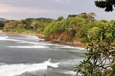 펜션 Oceanfront Gem At La Joya De Lagarto