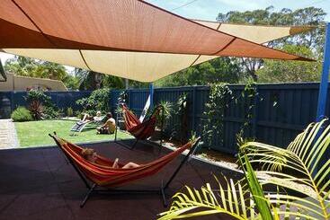 هاستل Aussitel Backpackers