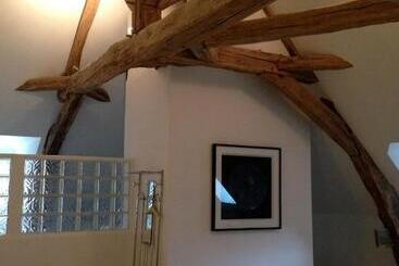 تختخواب و صبحانه Les Chambres D Hôtes Du Bois Joli