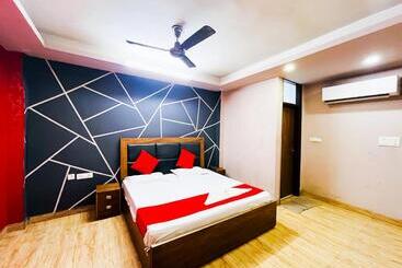 Roomshala 121 Hotel Classic   New Delhi Railway Station