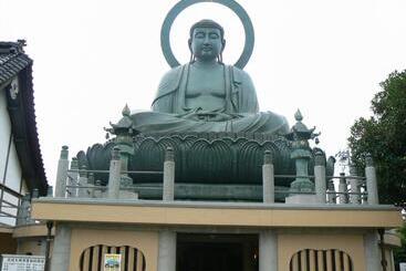 Отель H Seven Toyama