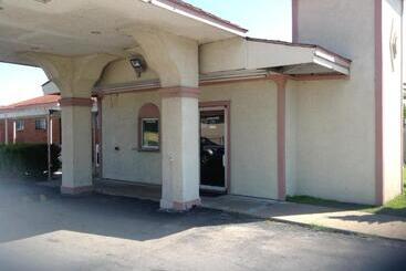 מוטל Summit Inn   Dayton