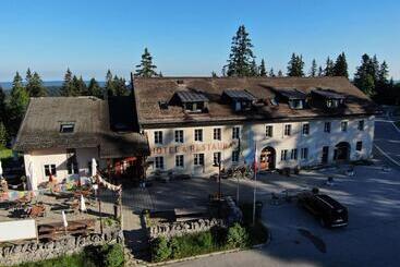 פנסיון Hôtel Restaurant Du Marchairuz