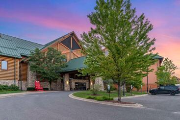 Three Bears Resort, Ascend Hotel Collection