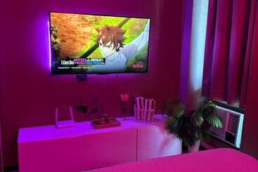 هتل آپارتمان Azure Paranaque Staycation