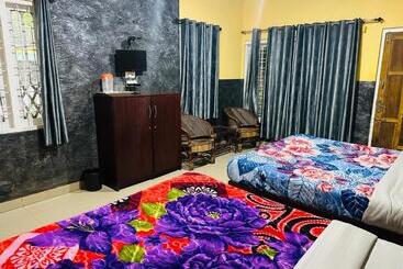 호텔 Maharaja Cottage