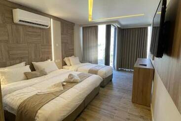 هتل Mass Boutique