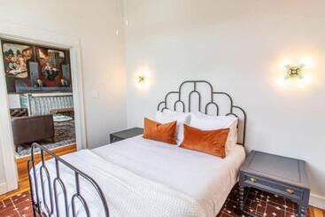 酒店 The Bellwether