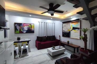 هتل آپارتمان L1 Twin Bed Staycation In Bonifacio Global City 2