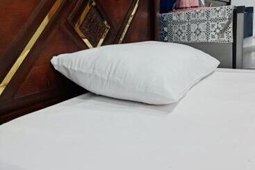 پانسیون Happy Pyramids Inn