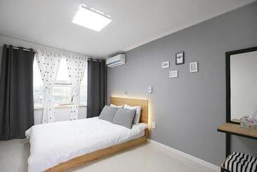 ペンション Mo Guesthouse