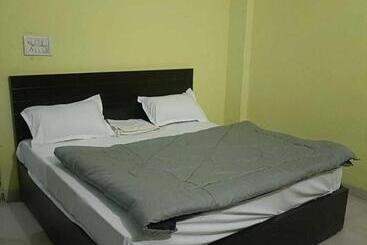 Super Oyo Hotel Shree Ji