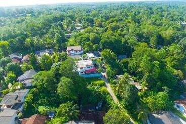 צימר Dinsara Pearl Villa