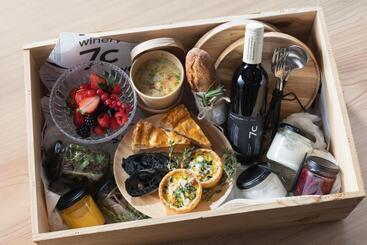 هتل 7c Villa And Winery