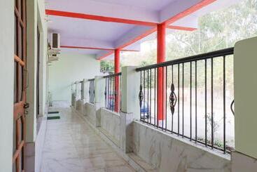 فندق Chitrarth & Party Lawn