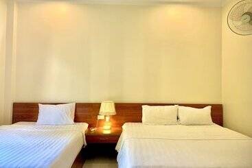 酒店 Vang Vieng Garden Villa