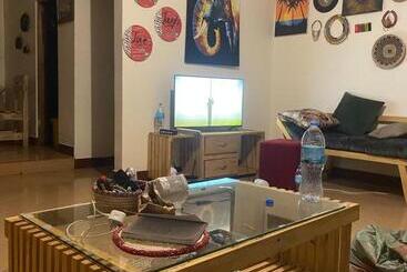 ユースホステル A Cozy Home Stay In Arusha Catus House