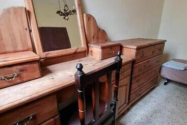 هاستل Eem Student Guest House