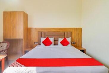 هتل The Boston Rooms