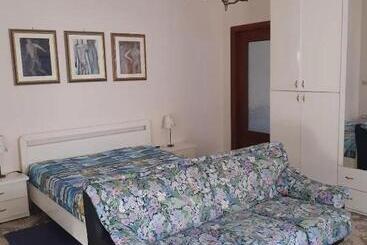 بنسيون Camera Matrimoniale Accogliente