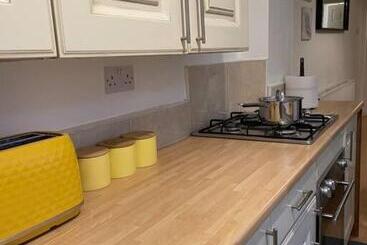 פנסיון Keary Entire House. 3 Beds. Bright And Cheerful