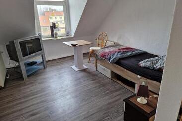 Monteurzimmer Und Pension Ampfurth