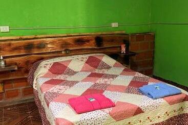 تختخواب و صبحانه Hospedaje Don Mario