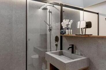 בית מלון כפרי 3 Vie Restaurant & Rooms