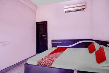 فندق Oyo Guldasta Marriage Hall