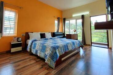 בית מלון כפרי Serenity Inn Home Stay