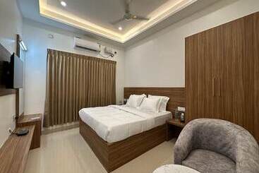 בית מלון כפרי Sri Krishna Residency Srirangam