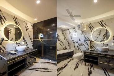 Отель Treebo Premium Embassy Inn