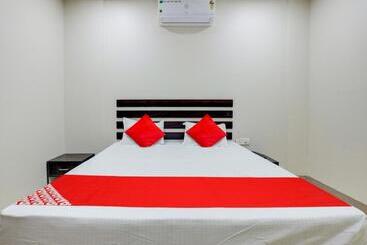 Oyo Hotel Deepali Inn