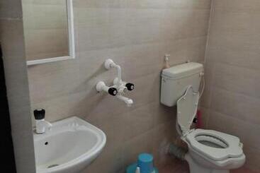 Pensjonat Madhavji Villa