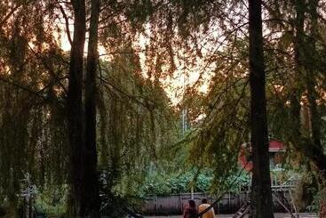 مبيت وإفطار Cabañas Le Parc En Delta De Tigre