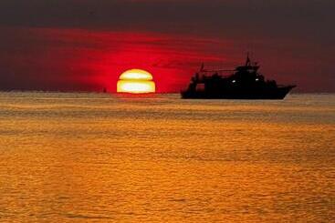 公寓式酒店  Best Gulf Front Beach View In Destin!