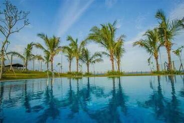 호텔 Nikara Beach Villas Arugambay