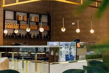 هتل Riva Hill Resort