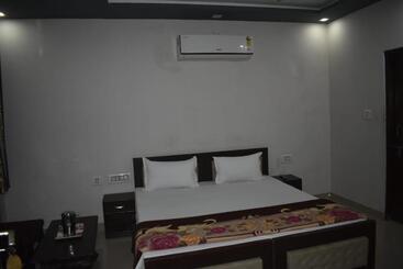 Отель Tiger Guest House