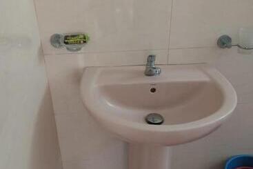 펜션 Sujith Guesthouse