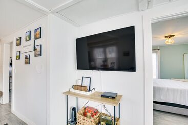 Сельский дом Dog Friendly Old Orchard Beach Home < 1 Mi To Pier